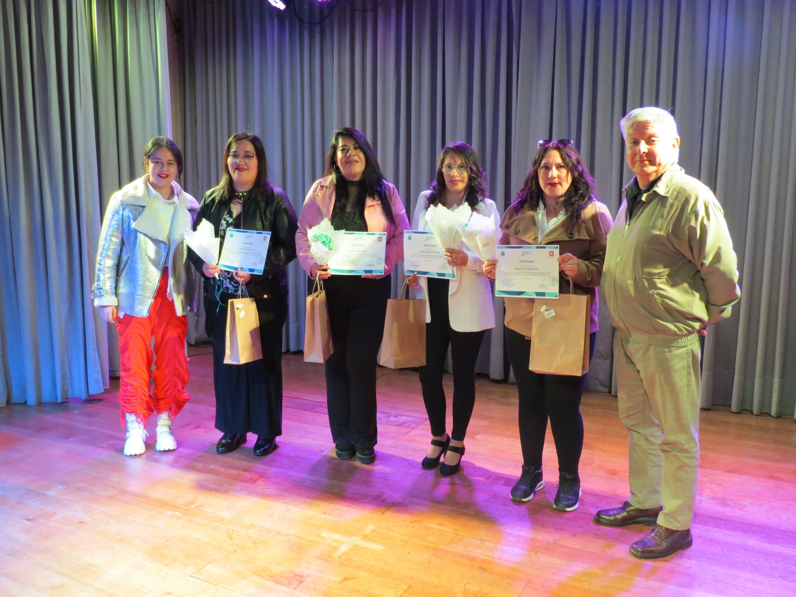 Mujeres conductoras: TPH Concepción cierra curso con 54 participantes certificadas